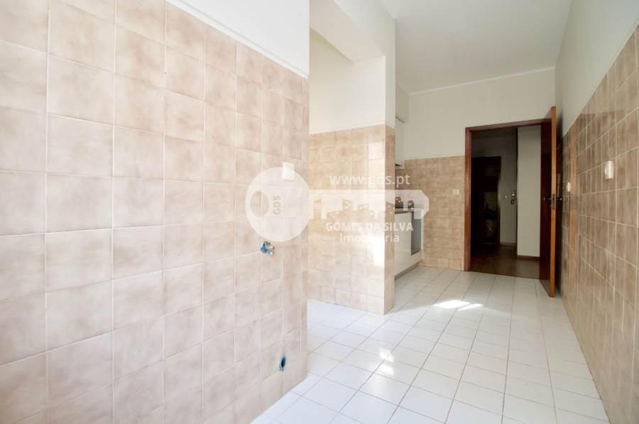 T2 p/ investimento sito em Lomar, Braga - Gomes da Silva - Imagem 3 Apartamento em Lomar e Arcos, Braga, Braga - Imagem 3