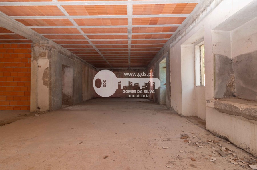 Moradia em estrutura com projeto para 3 apartamentos em Jesufrei - Gomes da Silva - Imagem 15 Moradia em Lemenhe, Mouquim e Jesufrei, Vila Nova de Famalicão, Braga - Imagem 15