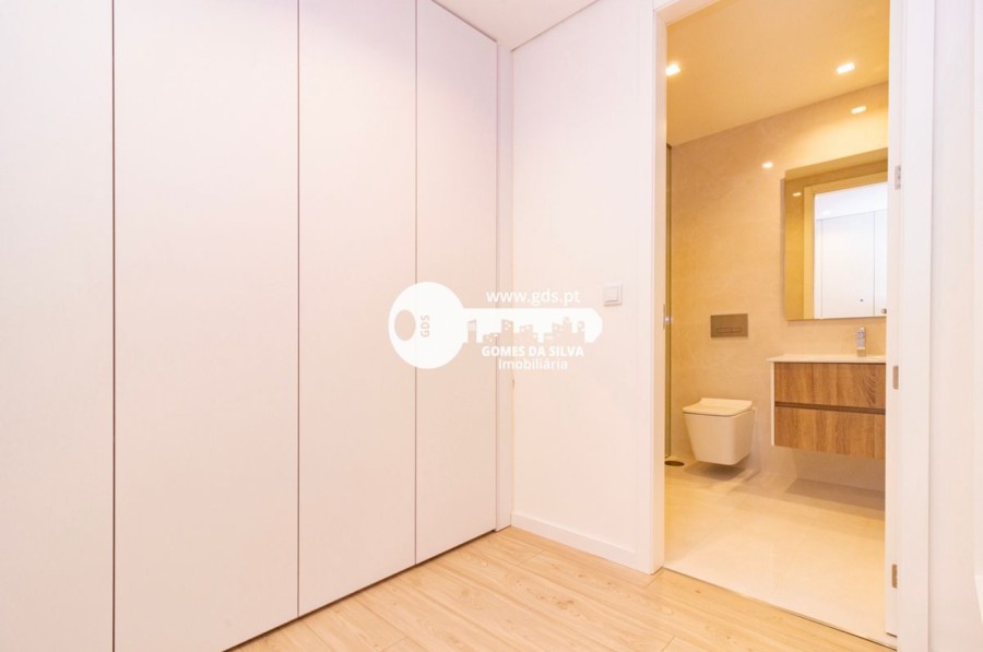 Apartamento T3 remodelado em condomínio fechado - Gomes da Silva - Imagem 20 Apartamento em Nogueira, Fraião e Lamaçães, Braga, Braga - Imagem 20