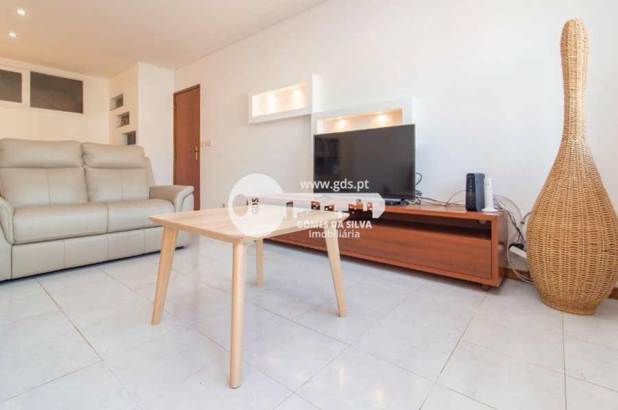 Apartamento em Nogueira, Fraião e Lamaçães, Braga, Braga - Imagem 1