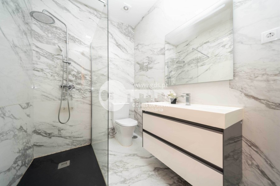 Quinta T6+1 com Piscina | Terreno de 6.231 m² | Certificação Energética A+ | Vila Verde - Gomes da Silva - Imagem 24 Quinta/Herdade em Esqueiros, Nevogilde e Travassós, Vila Verde, Braga - Imagem 24