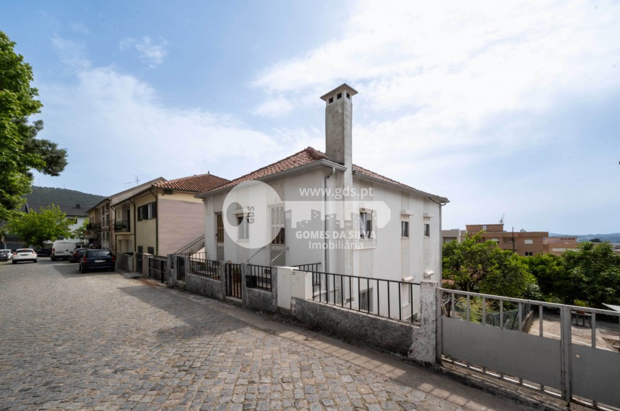 Moradia em Nogueira, Fraião e Lamaçães, Braga, Braga