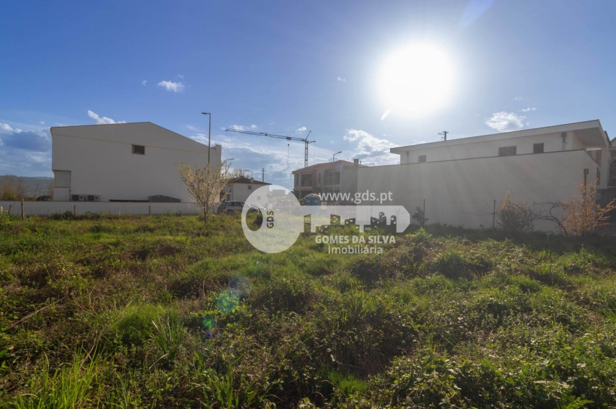 Lote de Terreno para Construção | Caires, Amares - Gomes da Silva - Imagem 8 Lote em Caires, Amares, Braga - Imagem 8