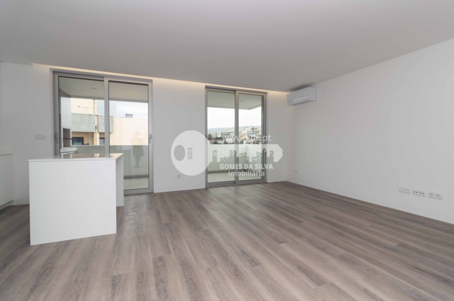 Apartamento em Braga (Maximinos, Sé e Cividade), Braga, Braga - Imagem 2